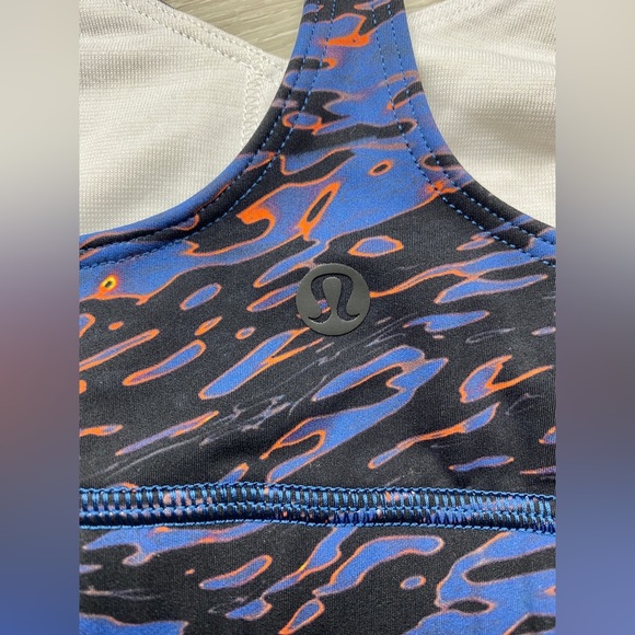 NWT Lululemon Lab Arise Bra FMLB Size 8 - Picture 3 of 5